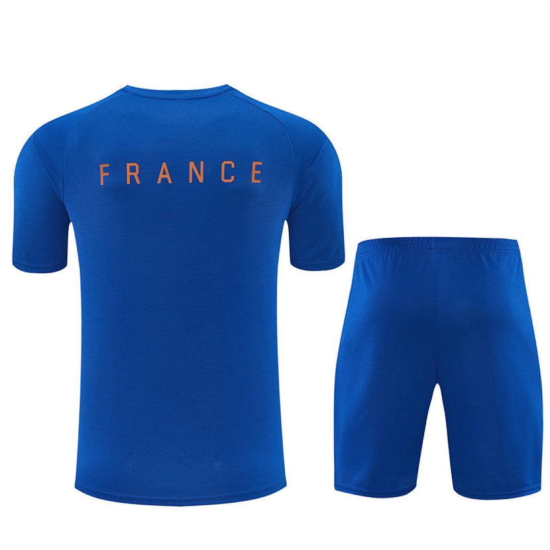 Completino Manica Corta Francia 26/27 Uomo | Kit Allenamento - CalcioVivo