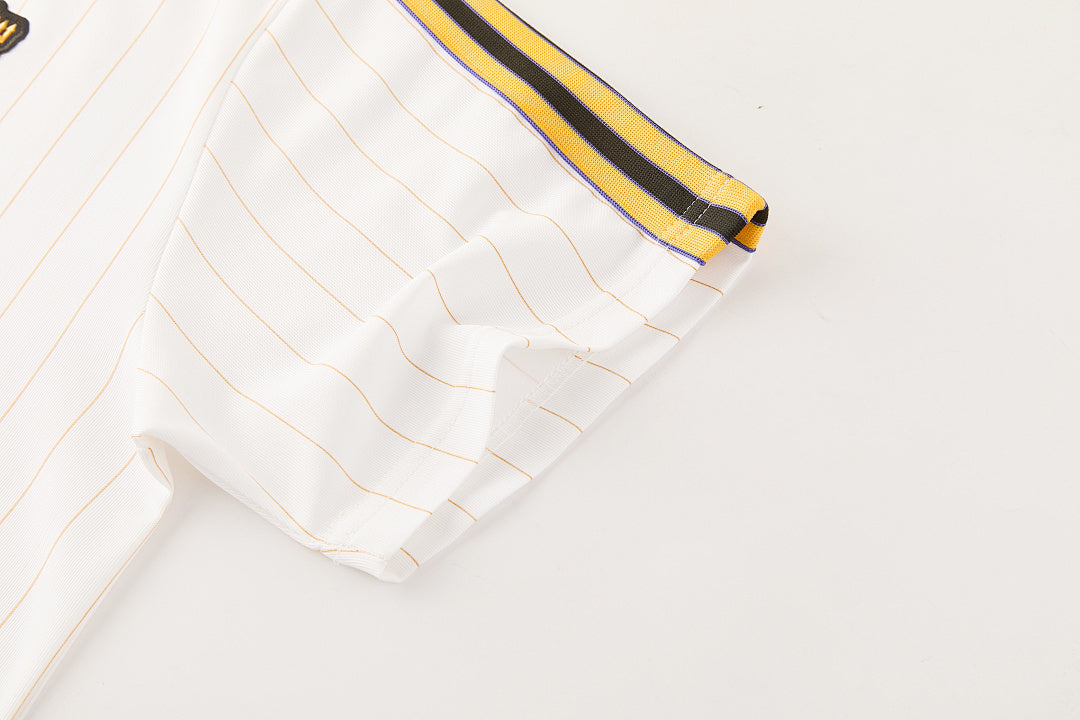Completino Manica Corta Manchester United Icons 25/26 Uomo | Kit Allenamento - CalcioVivo