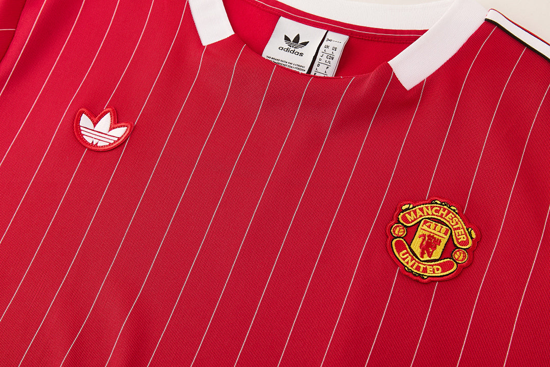Completino Manica Corta Manchester United Icons 25/26 Uomo | Kit Allenamento - CalcioVivo