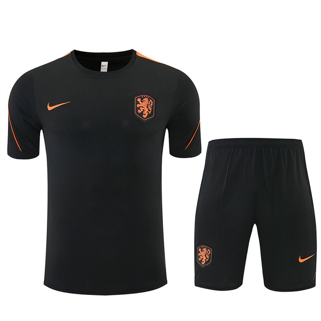 Completino Manica Corta Olanda 2026 Uomo | Kit Allenamento - CalcioVivo