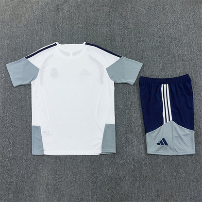 Completino Manica Corta Real Madrid 26/27 Uomo | Kit Allenamento - CalcioVivo