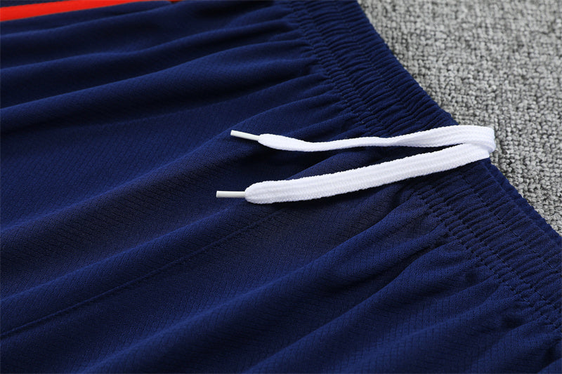 Kit Allenamento Spagna Blu Scuro 2026 | Kit da Calcio - CalcioVivo