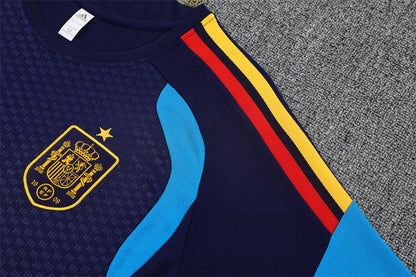 Kit Allenamento Spagna Blu Scuro 2026 | Kit da Calcio - CalcioVivo