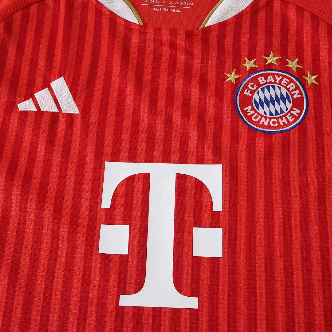Kit Bambino Bayern Munich Home 26/27 | Kit da Calcio - CalcioVivo