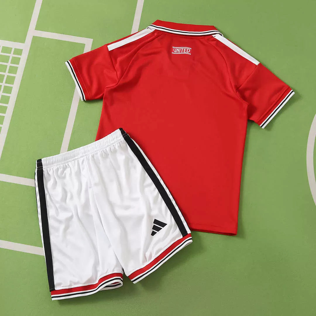 Kit Bambino Manchester United Home 26/27 | Kit da Calcio - CalcioVivo