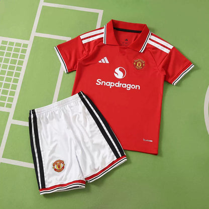 Kit Bambino Manchester United Home 26/27 | Kit da Calcio - CalcioVivo