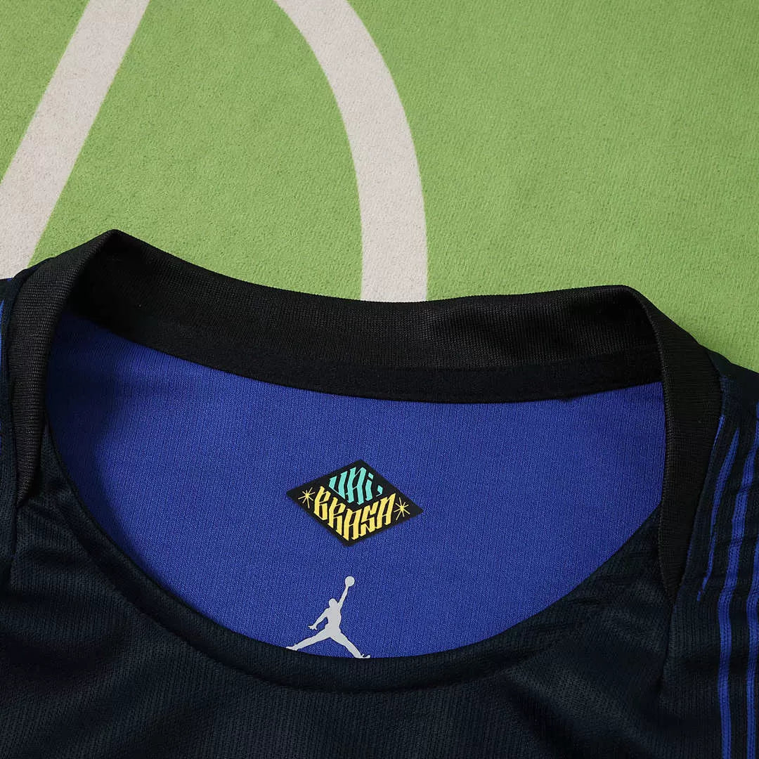 Maglia Brasile Away 2026 Manica Lunga Uomo | Maglia da Calcio - CalcioVivo