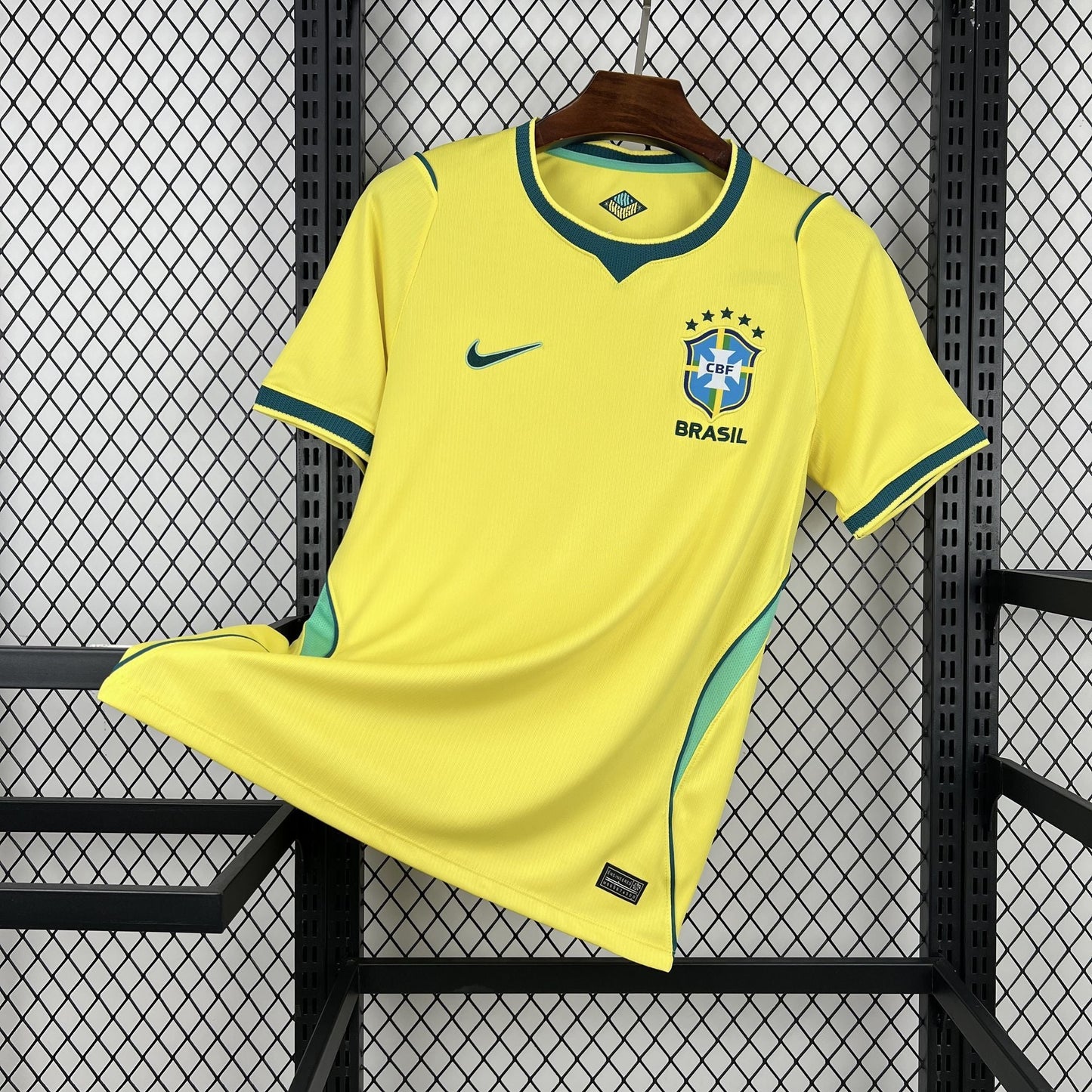 Maglia Brasile Home 2026 Uomo | Maglia da Calcio - CalcioVivo