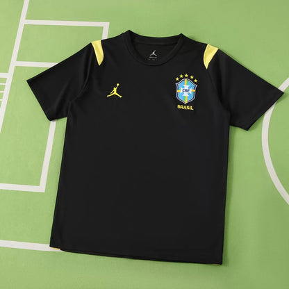 Maglia Brasile Pre-Match Jordan 2026 Uomo Nera | Maglia da Calcio - CalcioVivo