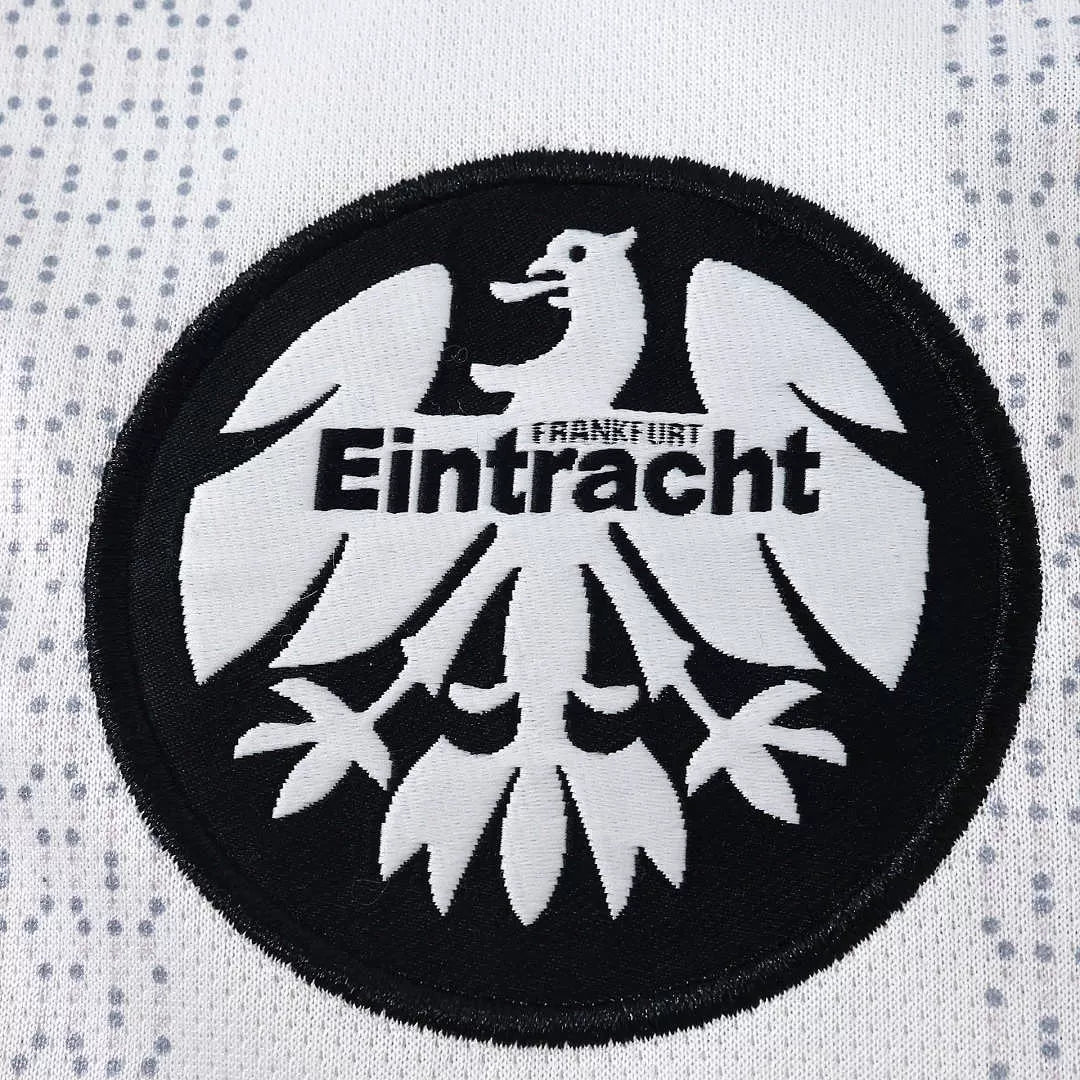 Maglia Eintracht Frankfurt Away 26/27 Uomo | Maglia da Calcio - CalcioVivo