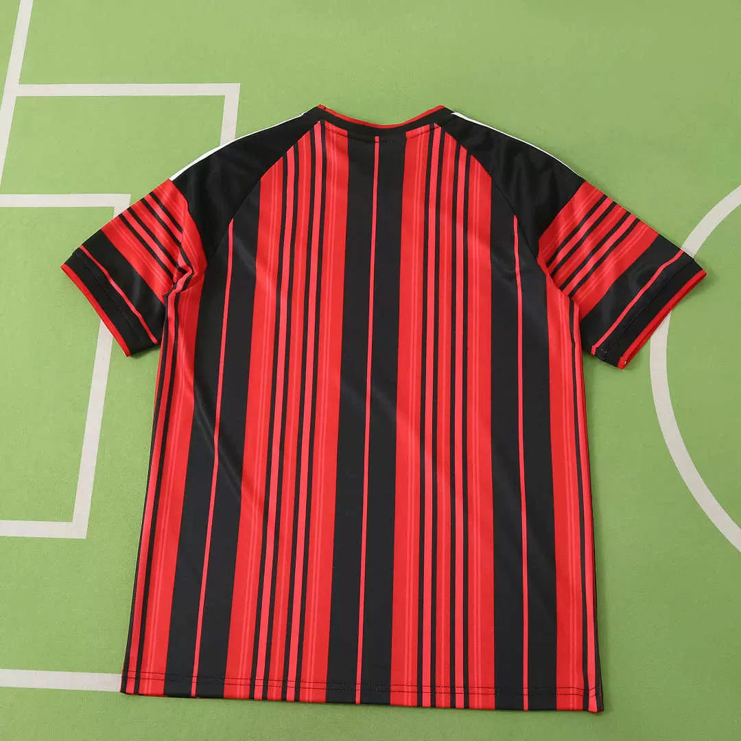 Maglia Eintracht Frankfurt Home 26/27 Uomo | Maglia da Calcio - CalcioVivo