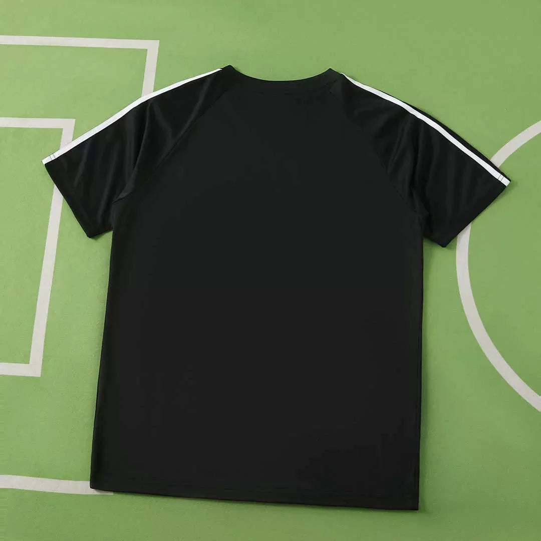 Maglia Germania Training 2026 Uomo Nera | Maglia da Calcio - CalcioVivo