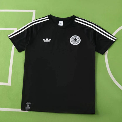 Maglia Germania Training 2026 Uomo Nera | Maglia da Calcio - CalcioVivo