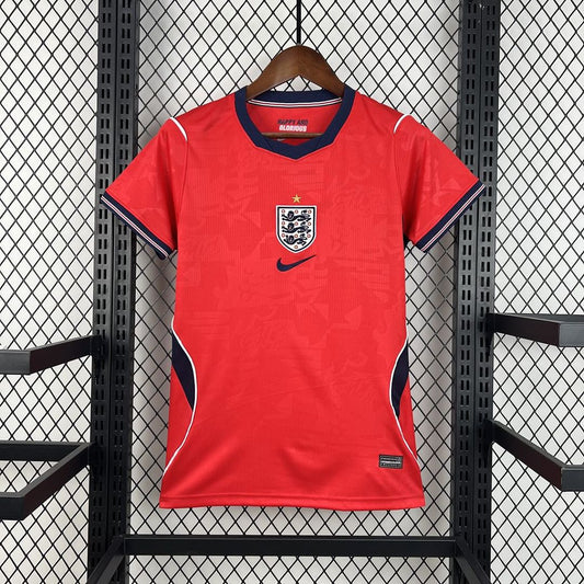 Maglia Inghilterra Away 2026 Donna Rossa | Maglia da Calcio - CalcioVivo
