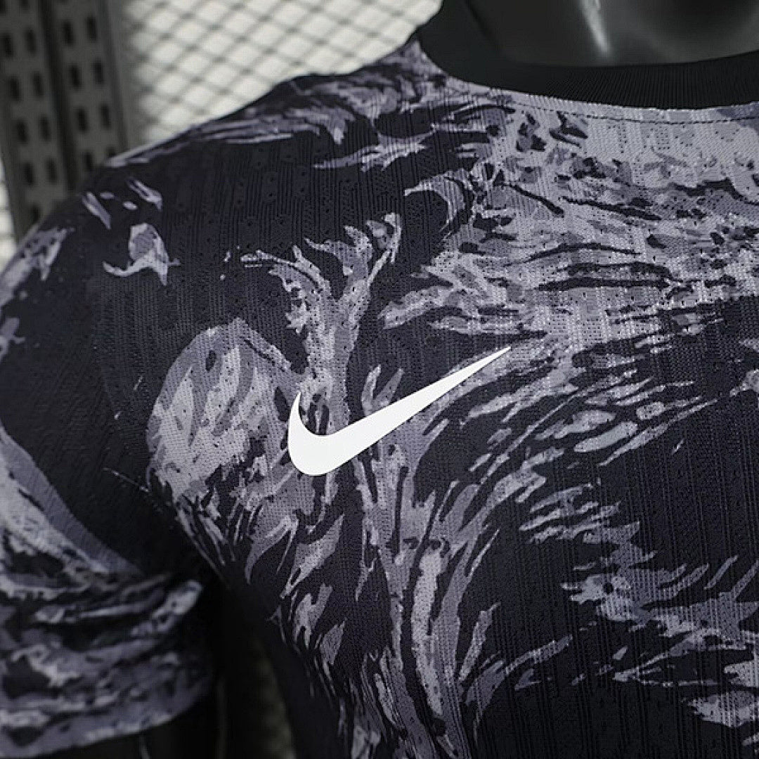 Maglia Inghilterra Special Edition Grigio 2026 Player Uomo | Maglia da Calcio - CalcioVivo