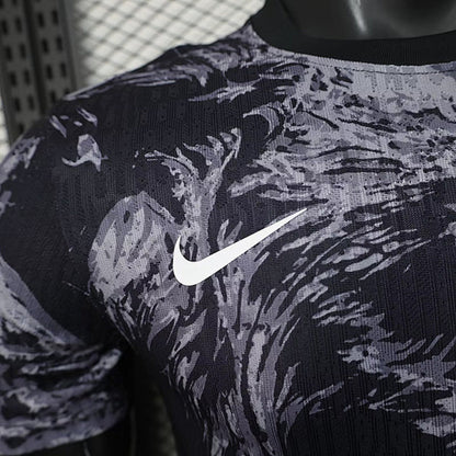 Maglia Inghilterra Special Edition Grigio 2026 Player Uomo | Maglia da Calcio - CalcioVivo