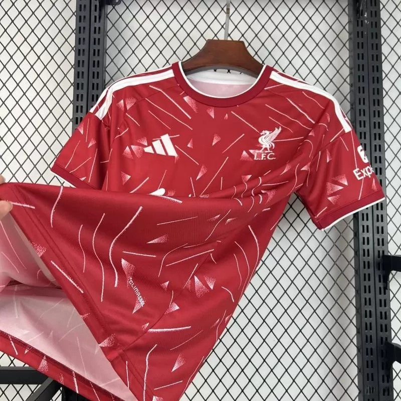 Maglia Liverpool Home 26/27 Uomo Rossa | Maglia da Calcio - CalcioVivo
