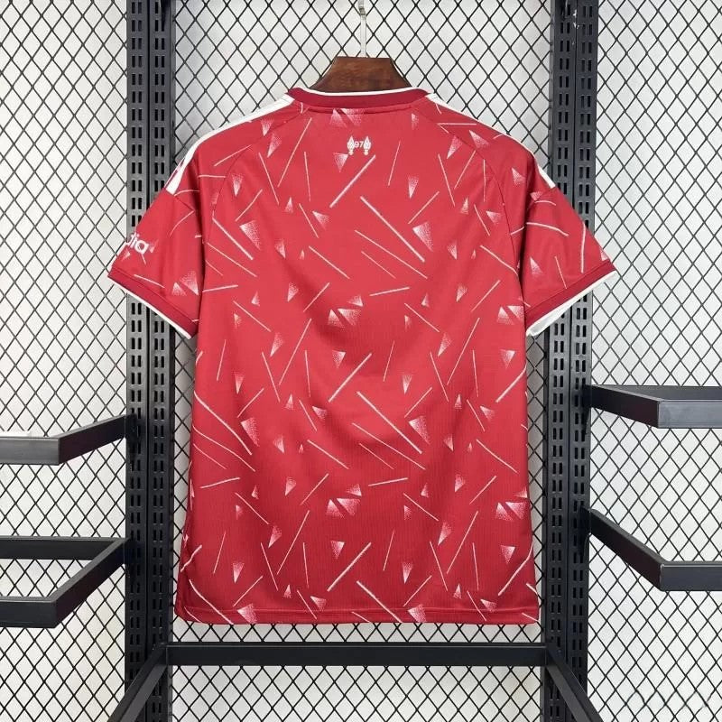 Maglia Liverpool Home 26/27 Uomo Rossa | Maglia da Calcio - CalcioVivo