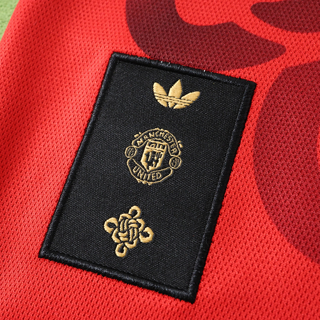 Maglia Manchester United Pre-Match CNY 25/26 Uomo Manica Lunga | Maglia da Calcio - CalcioVivo