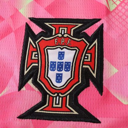 Maglia Portogallo Portiere 2026 Uomo Rosa | Maglia da Calcio - CalcioVivo
