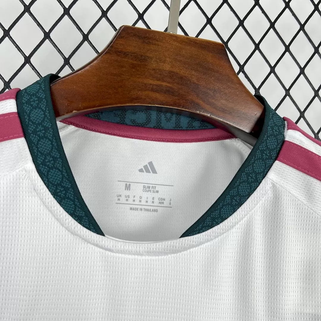 Maglia Real Madrid Home 26/27 Uomo Bianca | Maglia da Calcio - CalcioVivo