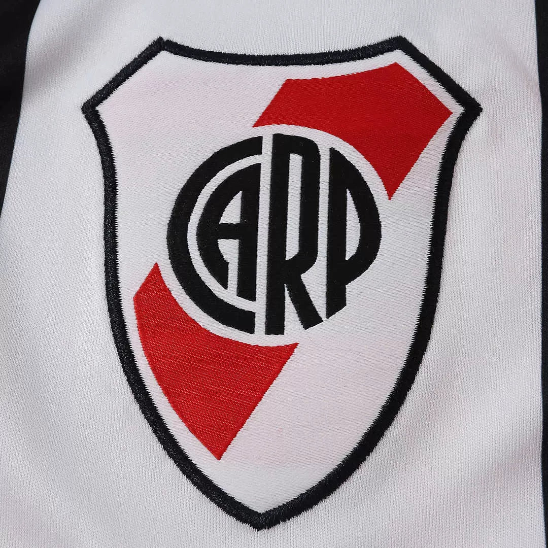 Maglia River Plate Away 26/27 Uomo | Maglia da Calcio - CalcioVivo