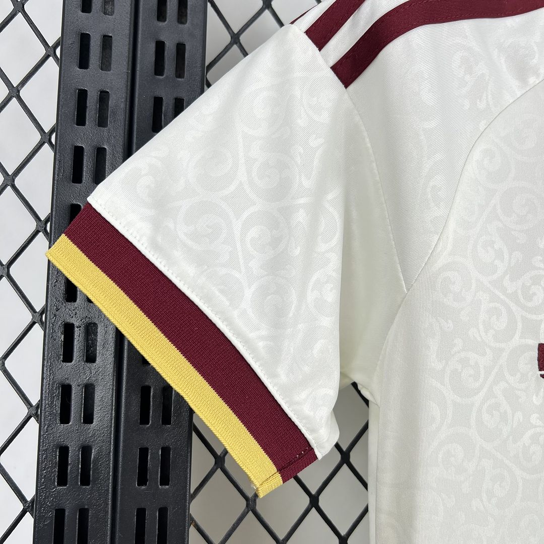 Maglia Spagna Away 2026 Donna | Maglia da Calcio - CalcioVivo