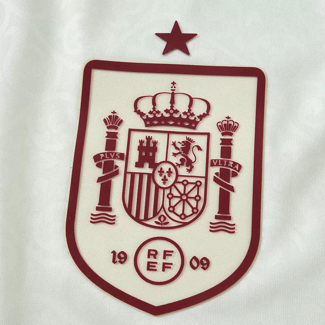 Maglia Spagna Away 2026 Manica Lunga Uomo | Maglia da Calcio - CalcioVivo