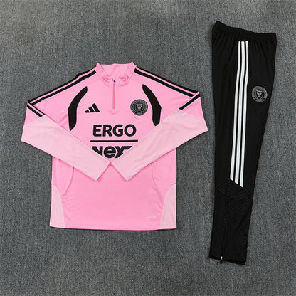 Tuta Inter Miami Rosa/Nero Half-Zip 26/27 Uomo | Tuta da Calcio - CalcioVivo