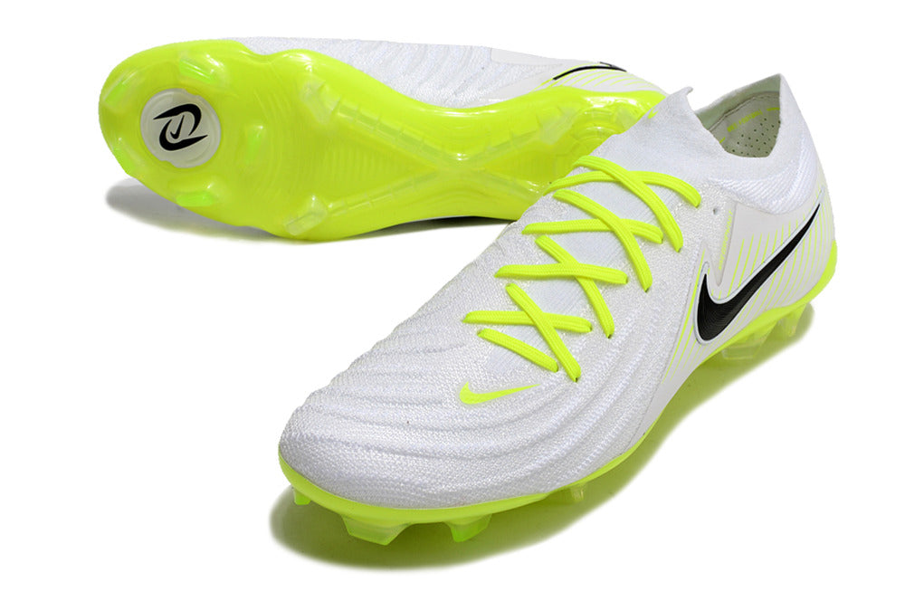 Nike Phantom GX II FG Cleats
