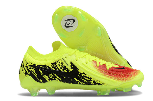 Nike Phantom GX II FG Cleats