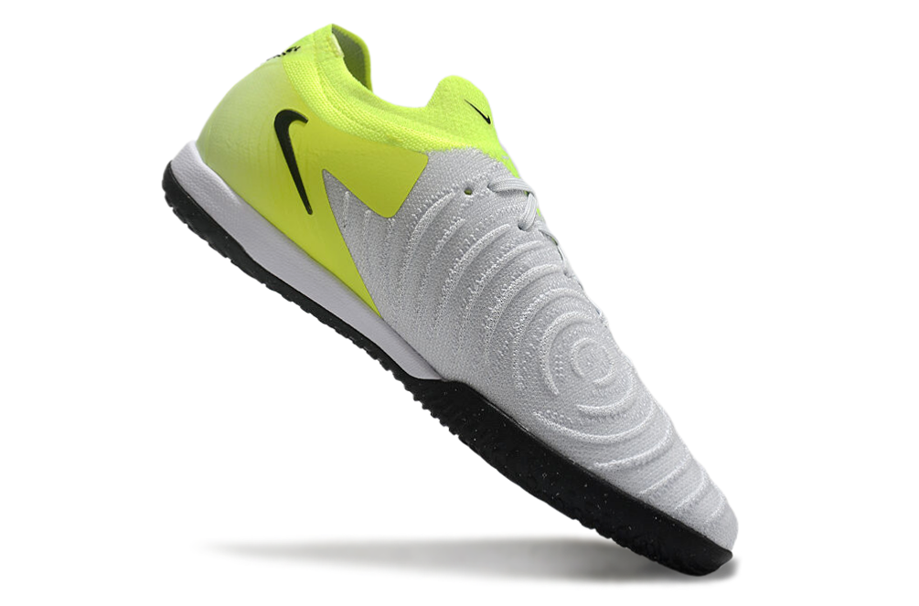 Nike Phantom GX II IC Boots