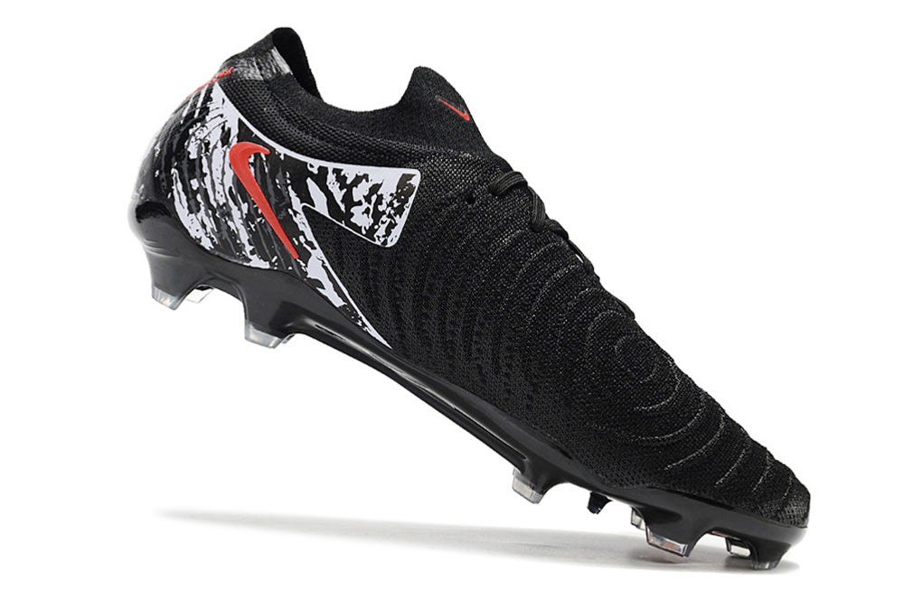 Nike Phantom GX II FG Cleats