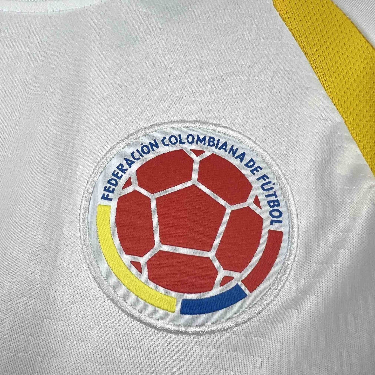Maglia Colombia Training 2026 Uomo | Maglia da Calcio - CalcioVivo