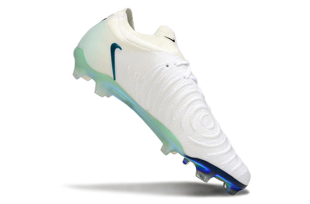Nike Phantom GX II FG Cleats