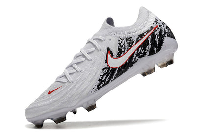 Nike Phantom GX II FG Cleats