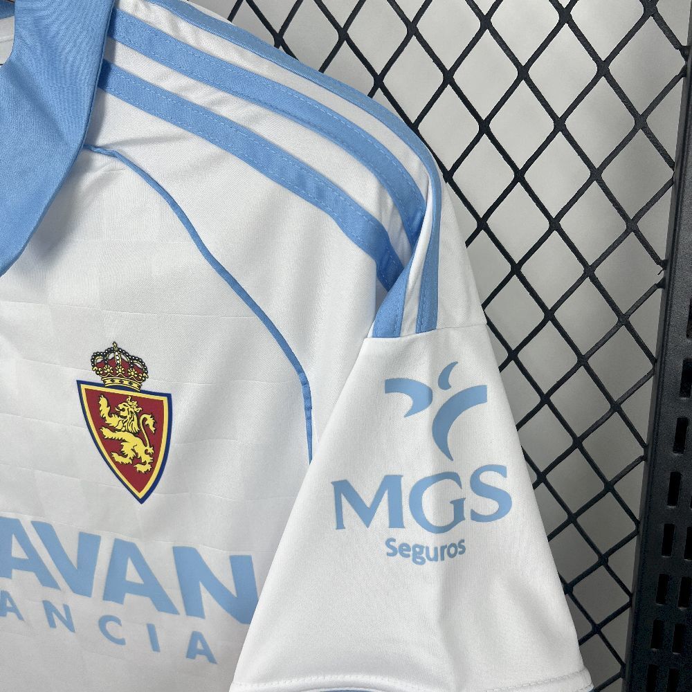 Maglia Real Zaragoza Home 25/26 Uomo | Maglia da Calcio - CalcioVivo