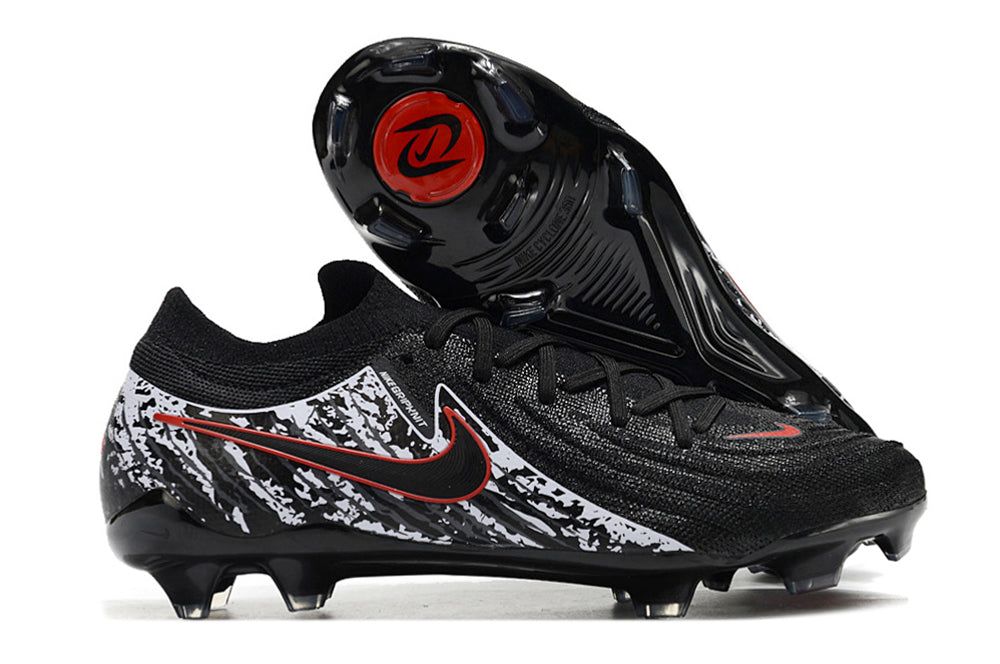 Nike Phantom GX II FG Cleats