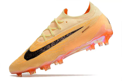 Nike Gripknit Phantom GX Elite FG Cleats