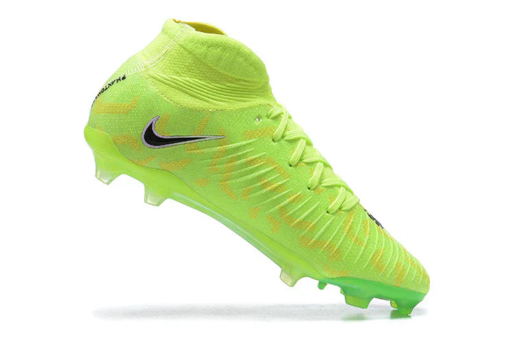Nike Phantom Luna Elite FG Cleats