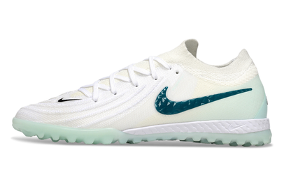 Nike Phantom GX II TF Boots
