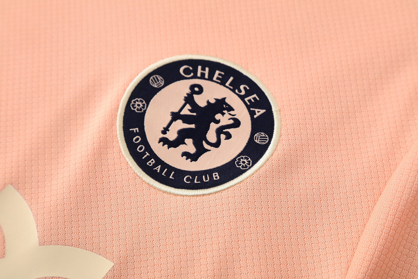 Kit Shirt + Shorts Chelsea Pink/Black Training 25/26