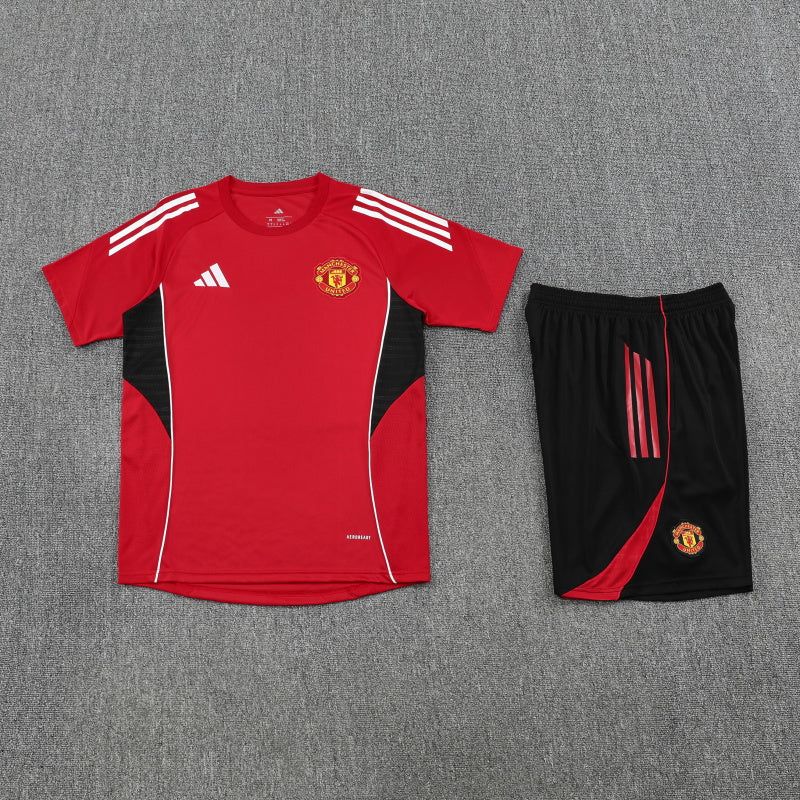 Kit Shirt + Shorts Manchester United Training Red/Black 25/26