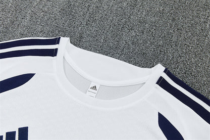 Completino Manica Corta Real Madrid 26/27 Uomo | Kit Allenamento - CalcioVivo