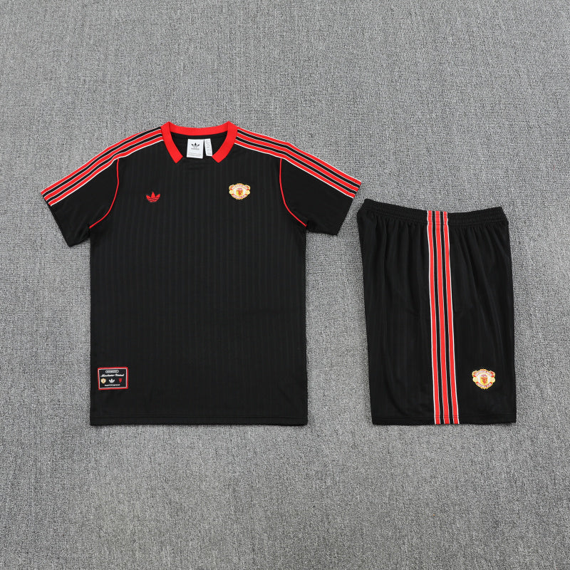 Kit Shirt + Shorts Manchester United Training Black 25/26
