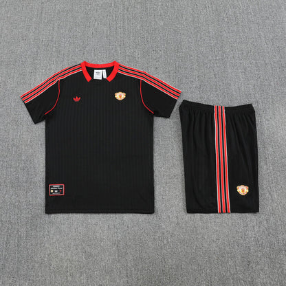 Kit Shirt + Shorts Manchester United Training Black 25/26