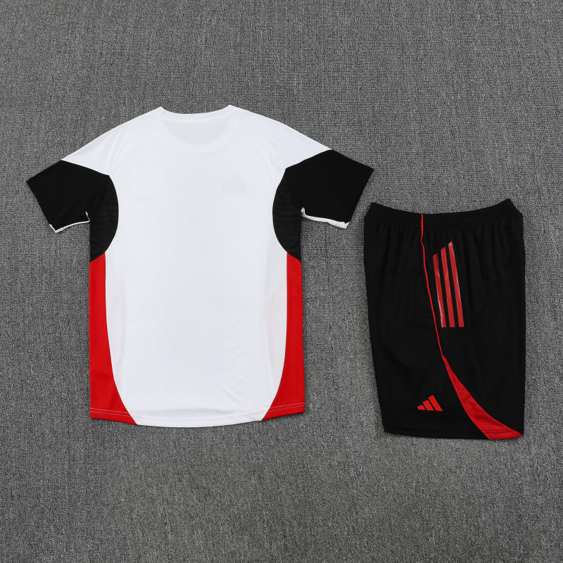 Kit Shirt + Shorts Manchester United Training White/Black 25/26