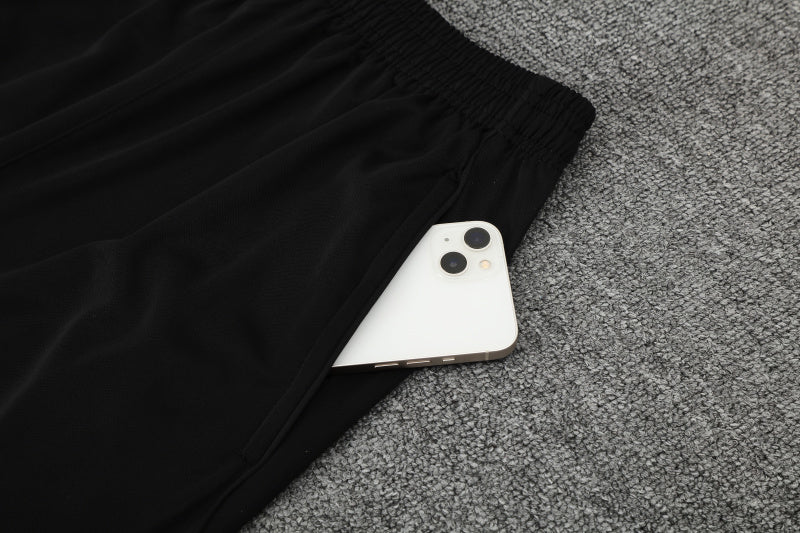 Kit Shirt + Shorts Manchester United Training Black 25/26