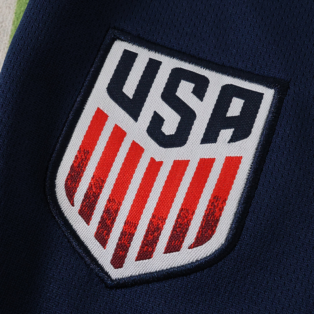 Kit Bambino USA Home 2026 | Kit da Calcio - CalcioVivo