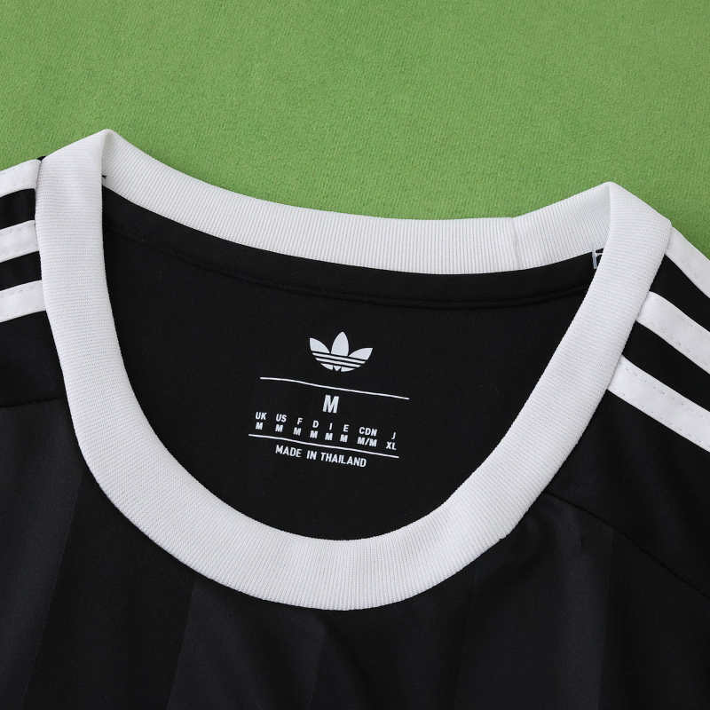 Liverpool Goalkeeper Fourth Jersey 25/26